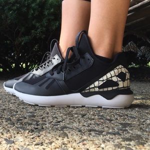 Adidas Tubular