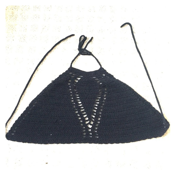 Crochet halter crop top- perfect for coachella!