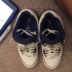 Retro 5 low "dunk from above" no trades only cash