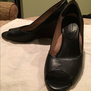 Banana Republic open toe wedges!