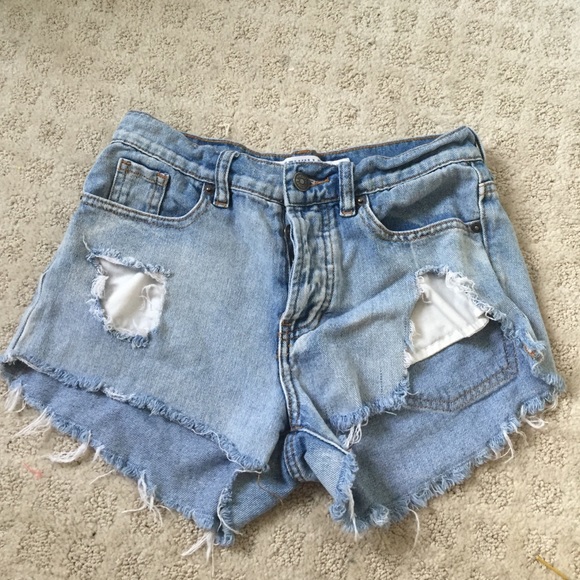 Brandy Melville high waisted shorts