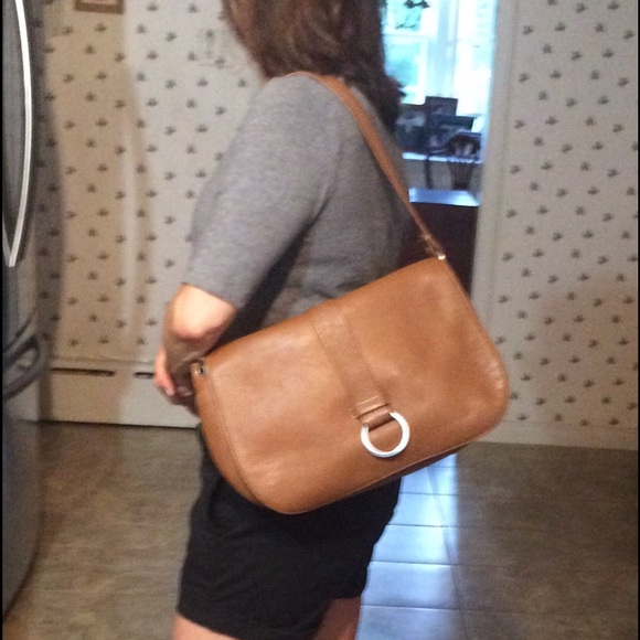 Cole haan light brown saddle bag - Picture 4 of 4