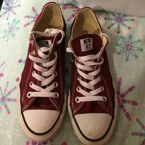 Maroon Converse size 7 in women's 5 in men's