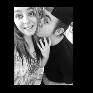 Meet your Posher, Alisha