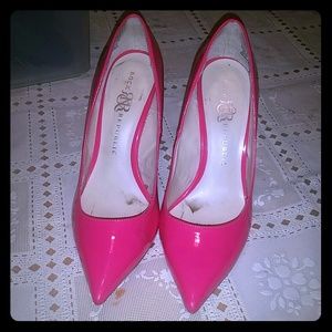 Heels that are very rocker