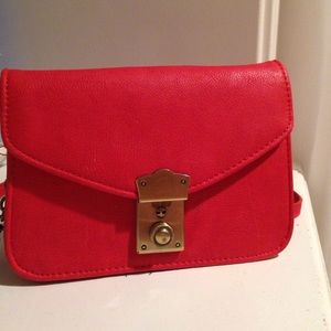 Coral Purse | American Eagle
