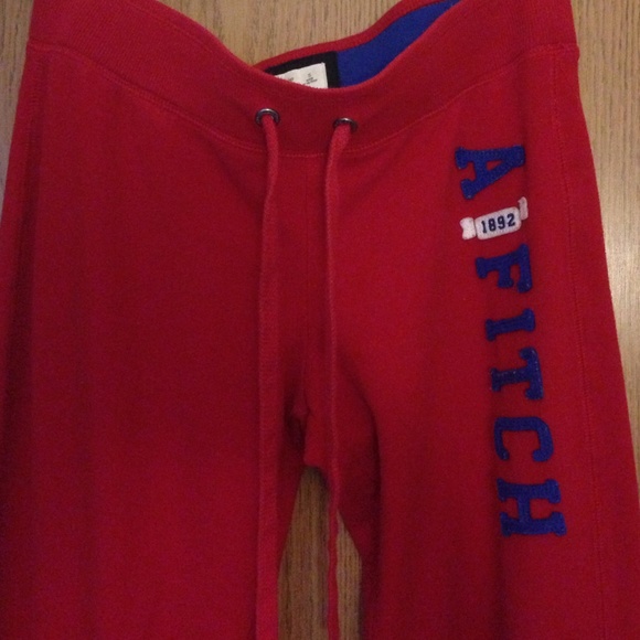 Red Abercrombie & Fitch sweatpants