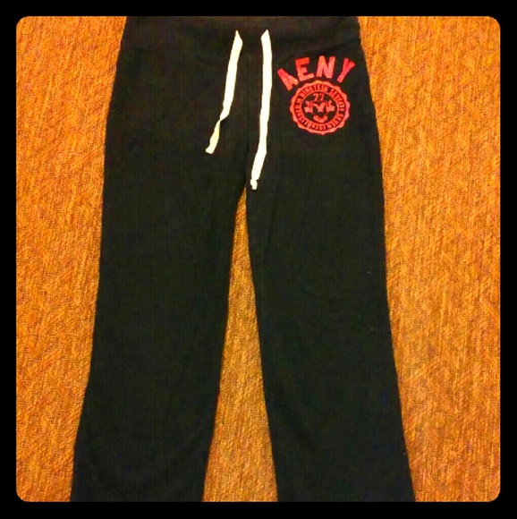 American eagle sweatpants