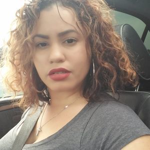 Meet your Posher, Dezi