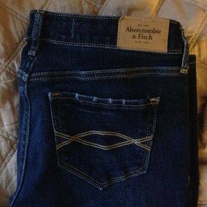 🔸PRICE REDUCED! 🔸Abercrombie & Fitch jeans