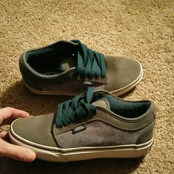 Vans - Picture 2 of 2