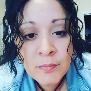 Meet your Posher, Iris