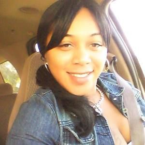 Meet your Posher, Lia