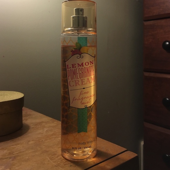 B&BW's Lemon Pomegranate Cream Fine Fragrance Mist