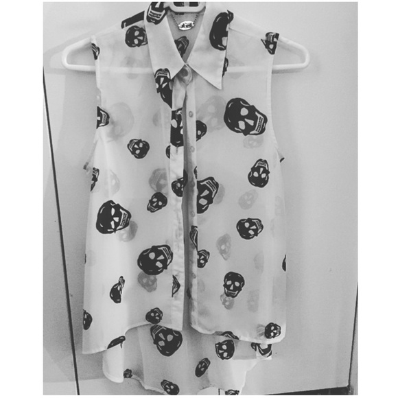 White Sleeveless Skull Chiffon Top