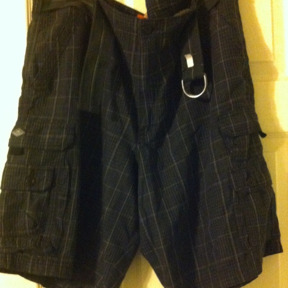 Men's cargo shorts
