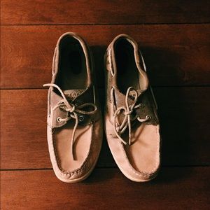 *ONE DAY SALE!! $15!! size 10 sperrys