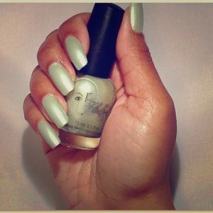 Minty Kiss Indie Nail Polish - 5 Free!