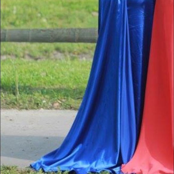 Prom dress - Picture 3 of 4