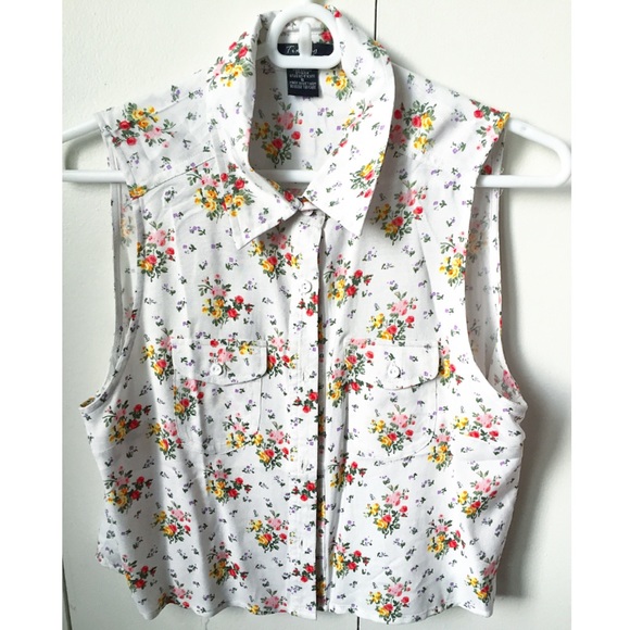 Gypsy Warrior Cropped Floral Top