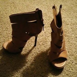 Aldo boot heels