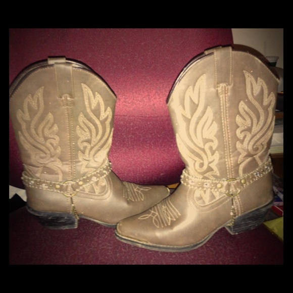 Mid calf cowboy boots , women's size 7 mediums