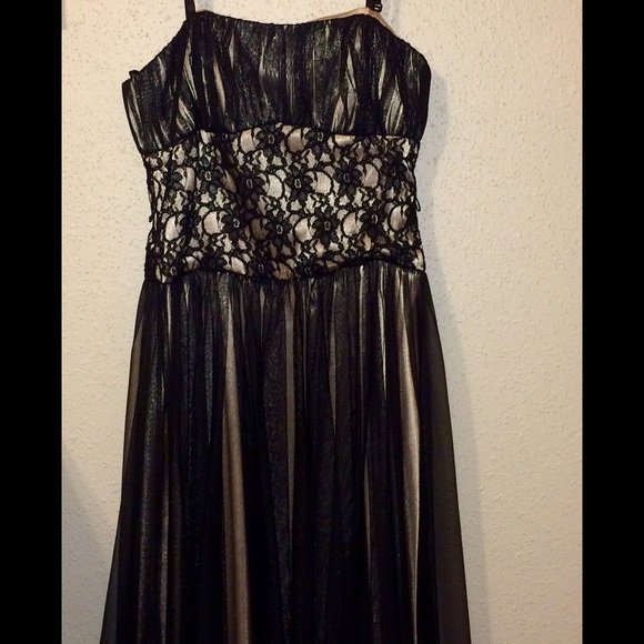 White House Black Market Cocktail dress