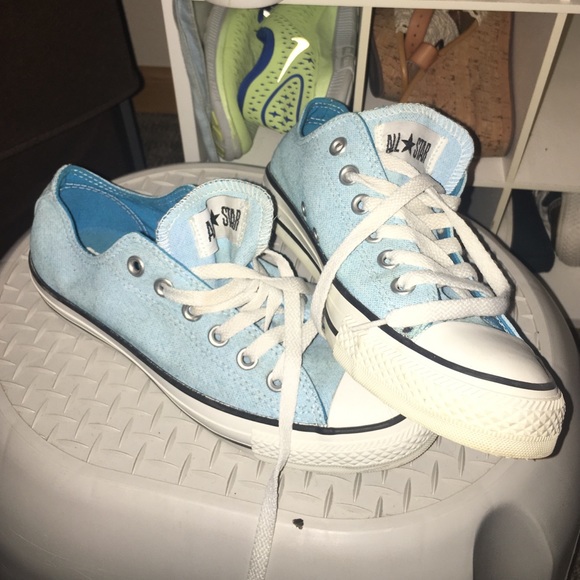 blue converse