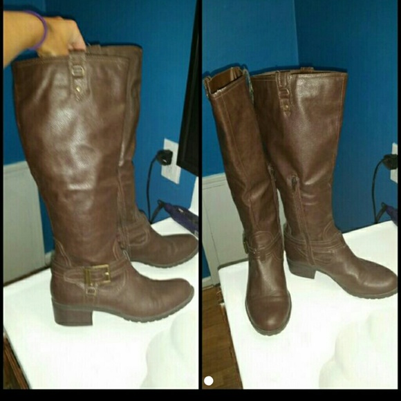 size 7 NEW