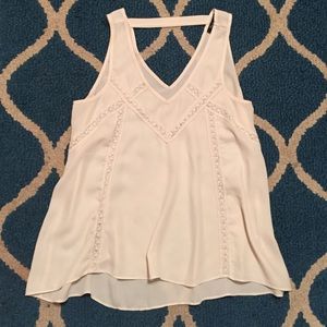 Cream top/lace detail
