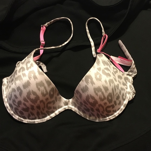 Victoria's Secret PINK Scoopneck Bra