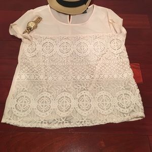 White lace short sleeve top