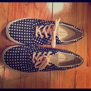 Bucketfeet Black and white polka dot sneakers