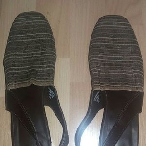 Multi colored slides with straps