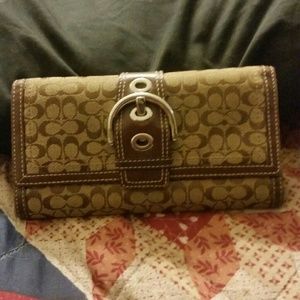 Coach signature wallet