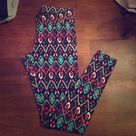 American eagle printed leggings NWO SZ small