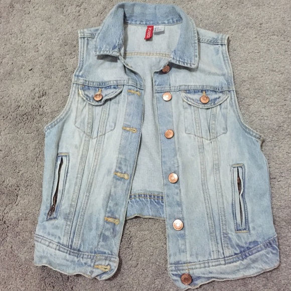 H&M Other - H&M denim vest sz 4