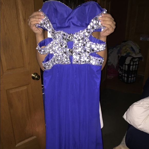 Prom dress on right - Picture 2 of 2