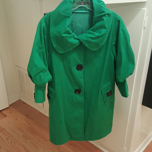 Most fabulous green swing trench coat