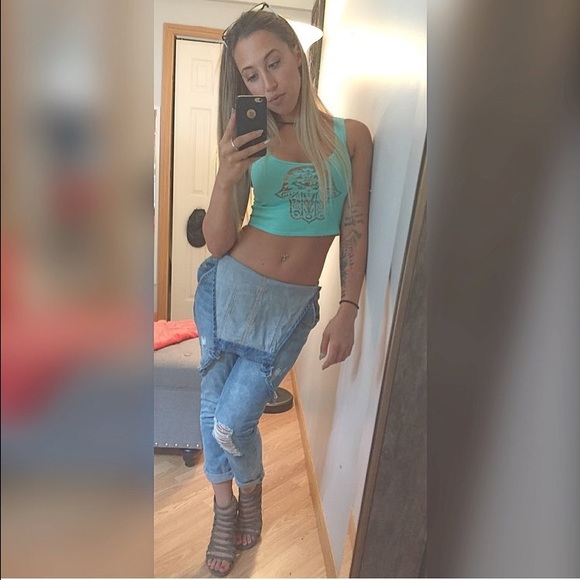 Meet your Posher, Bianca - Picture 1 of 1