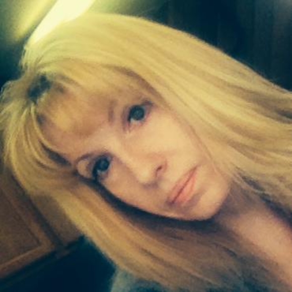 Meet your Posher, Raymarie