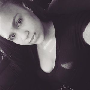 Meet your Posher, Arielle