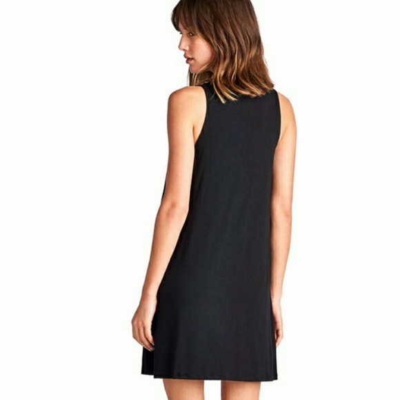 ⭐NEW! Chic Black Swing Dress - Picture 3 of 4