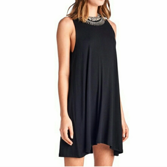 ⭐NEW! Chic Black Swing Dress - Picture 2 of 4