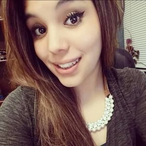 Meet your Posher, Kassandra