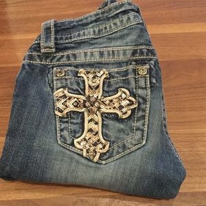 Medium blue wash Miss Me Jeans. (24/00)