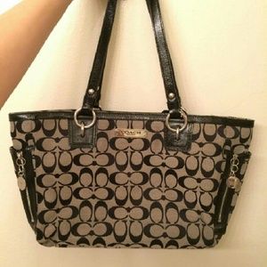 ❎❎SOLD❎❎Authentic coach bag