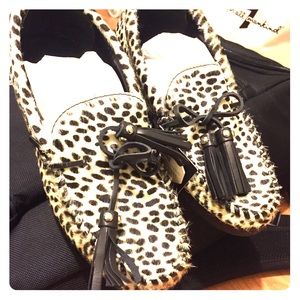 Authentic leather loafer