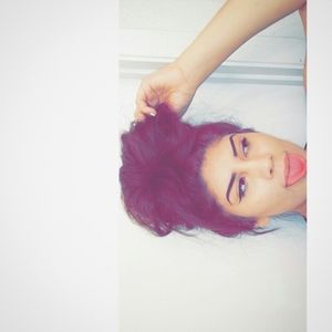 Meet your Posher, Kelly