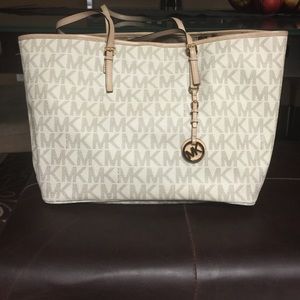 White Michael Kors Tote